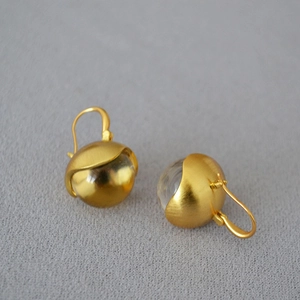 Retro brushed gold bud earrings with transparent crystal glass balls and elegant ear hooks
