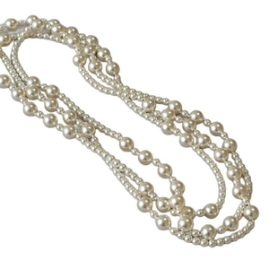 Elegant multi-layer pearl necklace with graduated cream beads for vintage french style