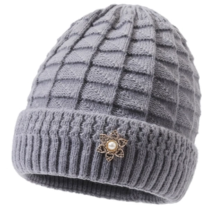 Grey knit winter hat for women with embossed grid texture and pearl floral brooch