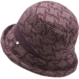 Women Vintage Jacquard Cloche Hat Polyester Adjustable Warm Basin Hat For Elderly Mothers With Metal Love Buckle Decoration