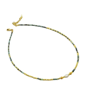 Retro beaded necklace with turquoise stones, gold spacer beads and freshwater pearl