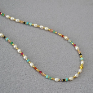 Collier en Perles de Nacre Style Dopamine pour Femmes Fait à la Main Pierre Naturelle Multi Gemme Bijoux en Alliage