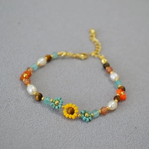 Bohemian sunflower beaded bracelet with freshwater pearls and Miyuki seed beads
