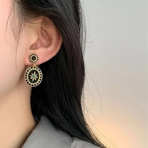 Vintage black and gold flower star earrings with green crystal drop for women