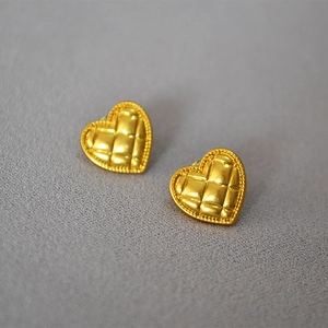 Vintage style gold heart stud earrings with matelassé texture and beaded edge