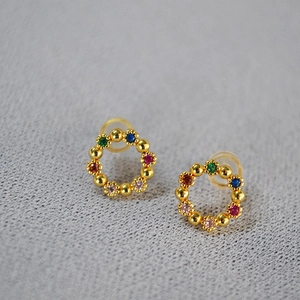 Boucles d'oreilles couronne en argent 925 ornées de zircons colorés élégants