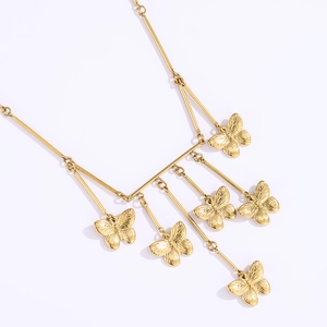 Übertriebene Edelstahl Schmetterling Quaste Halskette Für Damen 18K Vergoldet Nische Design Anhänger Mode Party Schmuck