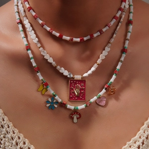 Collier en Perles Multicouche Bohème en Acier Inoxydable pour Femmes Vintage Papillon Fleur Champignon Main de Fatma Pendentif Bijoux