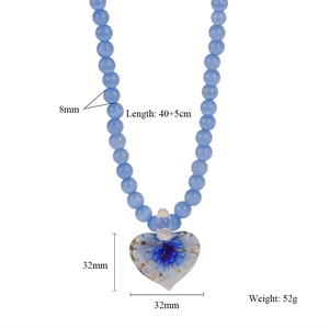 Dessin technique du collier de perles 8mm avec pendentif coeur floral de 32mm de large