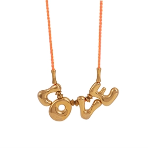 Pendaglio LOVE dorato con collana in cordino intrecciato arancione acceso da donna