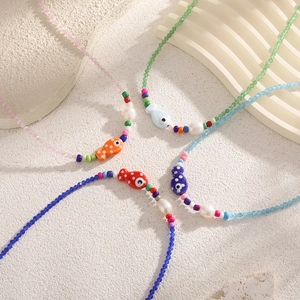 Colliers de perles colorées avec pendentifs de poisson en céramique style bohème