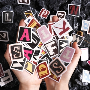 Set de pegatinas vintage con letras en varios estilos y colores para decorar scrapbooking
