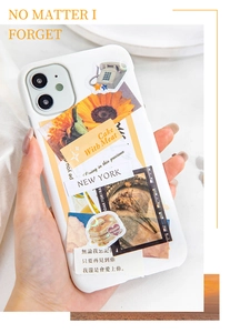 Coque de téléphone style collage avec tournesols et motifs vintage en main