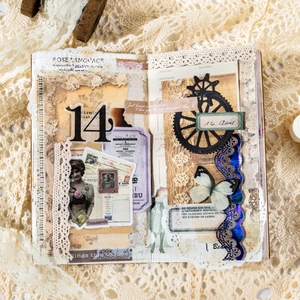 Vintage Mucha kant plakboek stickers met vlinders, tandwielen en retro portretten