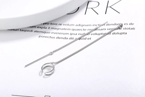 Silver S925 threader earring featuring double ring ear cuff and delicate link chain