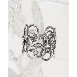 Retro S925 sterling silver wide ring with interlocking chain design and vintage finish