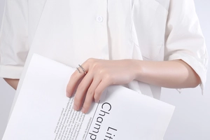 Minimalist double-layered S925 sterling silver open ring shown on a model hand