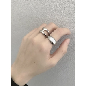 Ensemble de bagues en argent S925 au design minimaliste avec motifs géométriques et lisses