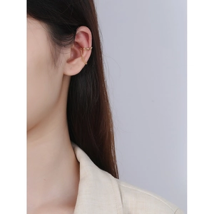 S925 sterling silver gold ear cuff featuring a stylish thick chain with hanging tassel