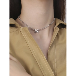 Collier ras du cou papillon en argent sterling S925 minimaliste pour femme avec pendentif