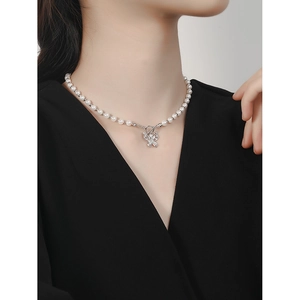 Elegant S925 sterling silver pearl butterfly necklace with zircon and T-bar clasp closure