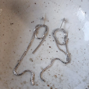 Minimalist S925 sterling silver box chain drop earrings with elegant tassel design