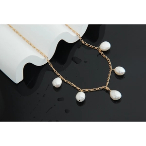 Minimalist S925 sterling silver gold necklace featuring five elegant baroque pearls for women