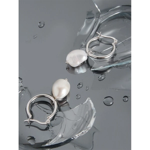 Minimalist S925 sterling silver hoop earrings featuring white baroque pearl drops
