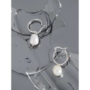 Minimalist S925 sterling silver hoop earrings with natural baroque pearl drops