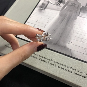 Minimalist double-layered S925 sterling silver ring with liquid metal liquid globule design