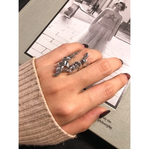Minimalist S925 sterling silver liquid metal flame ring with irregular fluid design