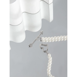 Minimalist S925 sterling silver pearl necklace with unique silver arrow heart toggle clasp