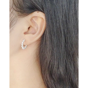 Minimalist S925 silver C-shape hoop earrings with mini pearls shown on a female model