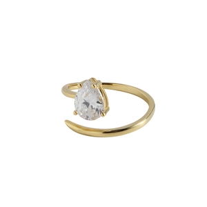 Minimalist S925 sterling silver gold ring with pear-cut zircon in a 3-prong setting