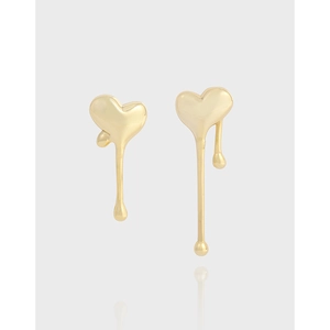 925 Sterling Silver Asymmetric Liquid Heart Stud Earrings For Women Minimalist Melted Heart Design Unique Fashion Jewelry