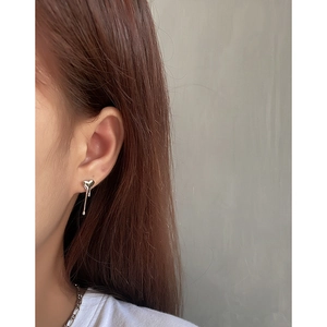Korean style minimalist S925 sterling silver liquid heart stud earrings on model
