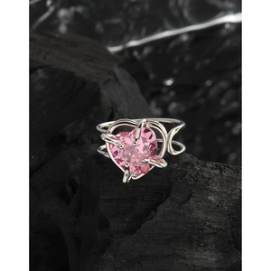 Minimalist S925 sterling silver ring with micro-set pink heart zircon in a sleek design
