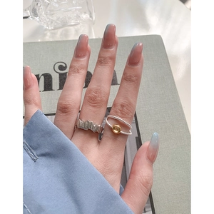 Ensemble de bagues géométriques en argent S925 avec texture lave et perle dorée chic