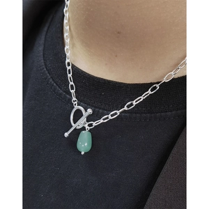 Collier minimaliste en argent sterling S925 avec fermoir OT et pendentif aventurine verte