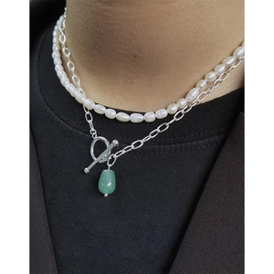 Collier double couche en argent S925 avec perles et fermoir OT en pierre verte