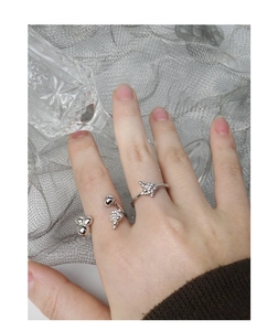 Detail of S925 sterling silver liquid bubble rings with unique geometric bead design
