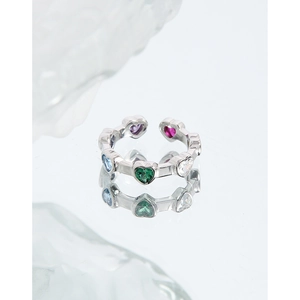Bague ouverte en argent S925 ornée de pierres de zircone colorées en forme de cœur