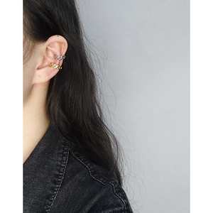 Minimalist S925 sterling silver chain ear cuffs in gold and silver for non-pierced ears