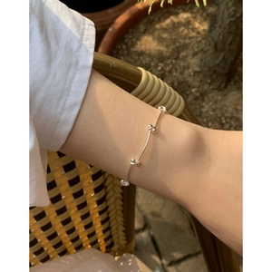 Minimalist S925 sterling silver beaded segment bracelet for women worn on wrist outdoors