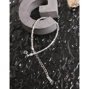 Minimalist S925 sterling silver beaded bracelet with faceted beads and adjustable clasp