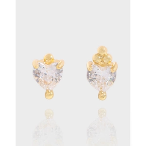 Boucles d'Oreilles Clous Cœur en Argent Sterling 925 pour Femme Design Asymétrique Minimaliste Zirconia Bijoux Mode Électroplaqués
