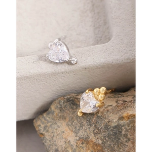 Boucles d'oreilles cœur en argent S925 et zircon en finitions dorée et argentée