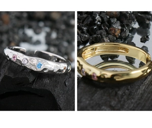 Détail de bagues en argent S925 avec texture martelée et pierres de zircon colorées