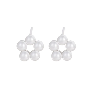 Elegant S925 silver stud earrings featuring white pearls in a minimalist flower design