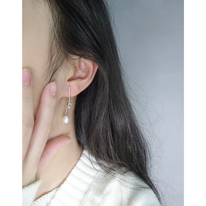S925 sterling silver drop earrings with metal knot design and white pearl for women